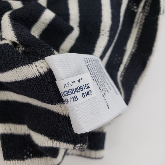 American Eagle Navy & White Striped Crop Top S - Picture 6 of 8